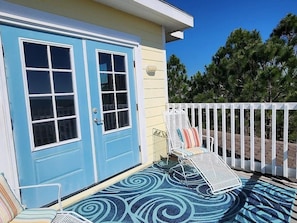 Property grounds - Beautiful Beach Views at Sea View Hideaway! (Long Beach)