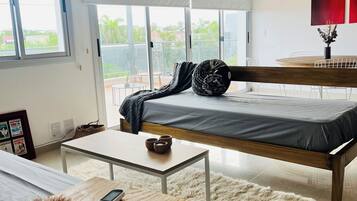 1 camera, una scrivania, culla da viaggio, Wi-Fi gratuito