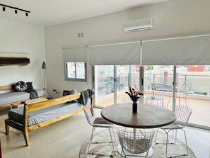 Interior - 3 minutes from the convention center and the Kempes. In Valle Escondido (Córdoba)