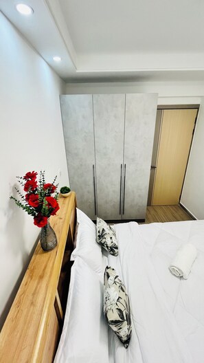 1 chambre, fer et planche à repasser, Wi-Fi gratuit, draps fournis