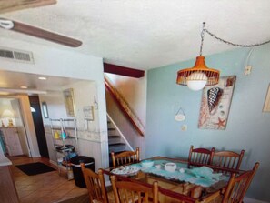 Dining - OCEAN SIDE  3-bedroom condo in Ocean City (Ocean City)