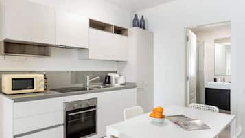 Macchina per tè/caffè, frigorifero, microonde, forno