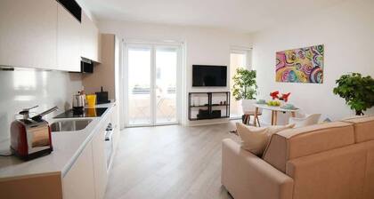 Trastevere Romantic & Chic | Kitchen | Balcony