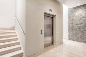 Interior - Trastevere for you | Balcony & Kitchen (Rome)