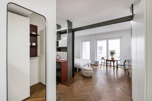 1 bedroom, travel crib, free WiFi