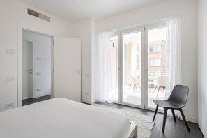 1 bedroom, iron/ironing board, travel crib, WiFi (free) - Portaportese Break | 1BR | Kitchen (Rome)