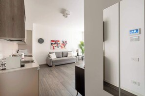 Interior - Portaportese Break | 1BR | Kitchen (Rome)