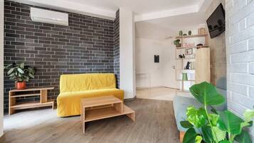 TV, offices