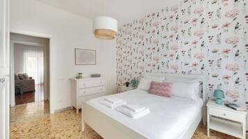 2 Schlafzimmer, Bügeleisen/Bügelbrett, Reisekinderbett, kostenloses WLAN