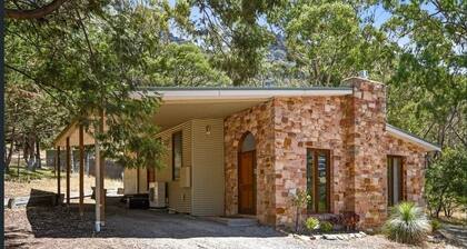 Halls Gap House, Grampians