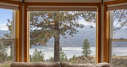 Getaway with Gorgeous Lake View
