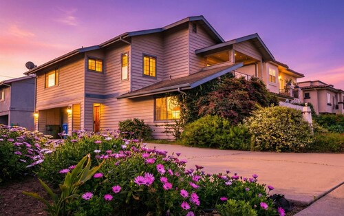 ‼️Spacious 3BR Home with Hot Tub & Private Yard