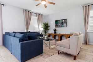 55-inch Smart TV with digital channels, foosball, streaming services - Nine Bedroom Vacation Home ChampionsGate (Davenport)