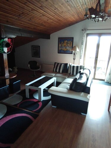 Appartement indépendant à louer dans villa au 1er étage à Saint Jean de Luz.