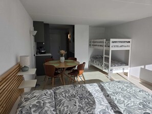 Wi-Fi de cortesia, roupa de cama