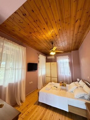 Hus - balkon - byudsigt | Strygejern/strygebræt, gratis Wi-Fi