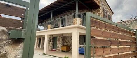 House, Balcony, City View