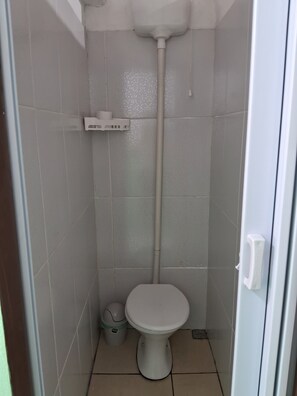 Dusj, såpe og toalettpapir