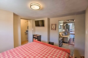 Internet, bed sheets