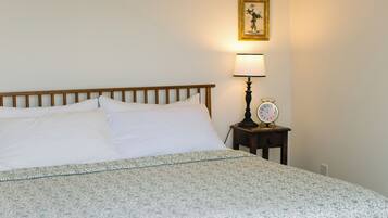 1 chambre, fer et planche Ă repasser, Wi-Fi gratuit, draps fournis