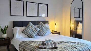 2 dormitorios, tabla de planchar con plancha, wifi gratis y ropa de cama