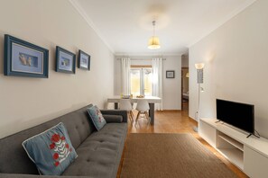 TV - Ferrel Dreams - Coastal Break (Peniche)
