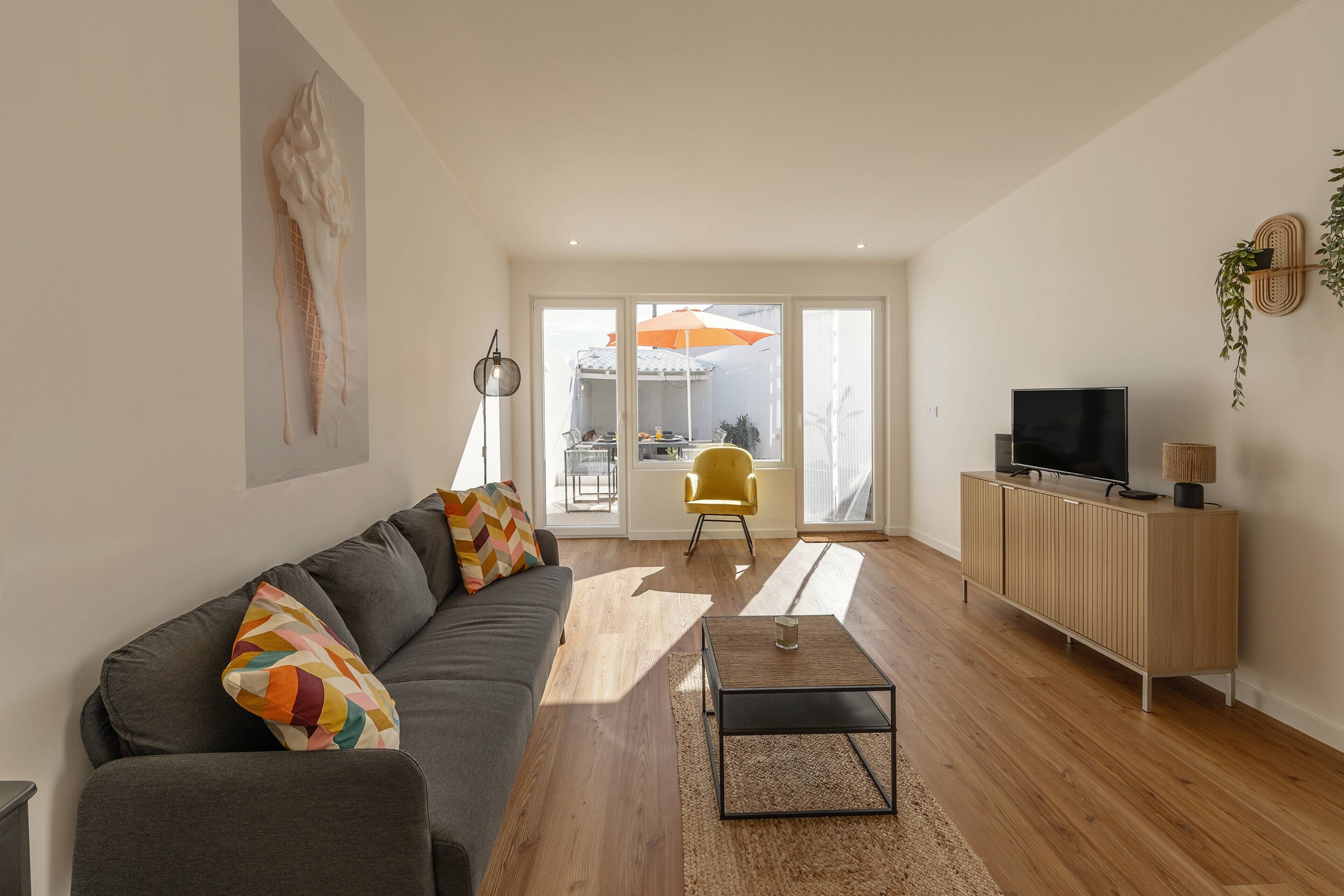 The Bliss House  Stylish Retreat - Atalaia