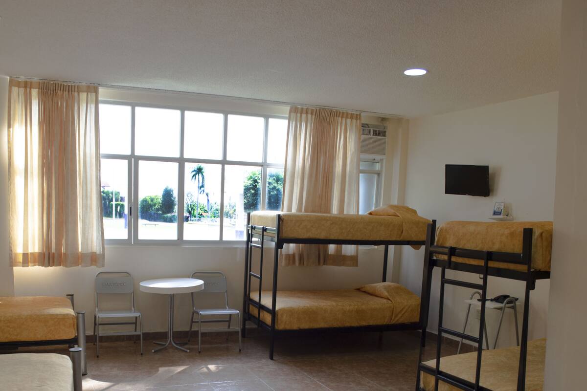 Family Room | WiFi (free), bed sheets