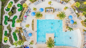 Outdoor pool, pool loungers