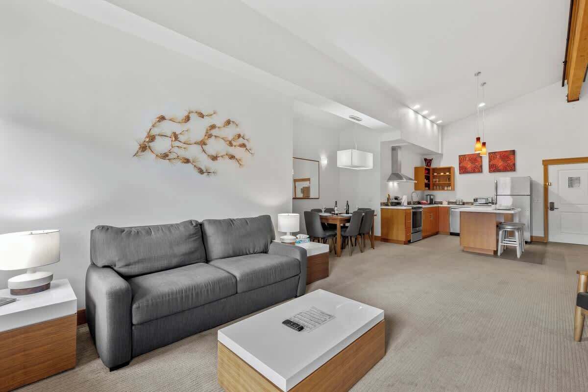 Televisión, chimenea, oficina