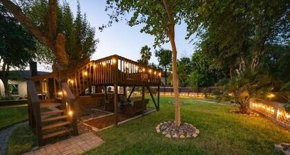 Musa House + Guest House