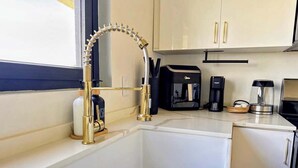 Private kitchen - Coastal at Haven+ (St.kitts)