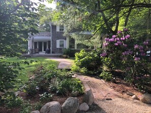 Exterior - lovely Lambert's Cove home,  walking to beach and two swimming ponds. (West Tisbury)