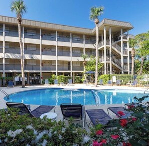 Outdoor pool - Stunning OCEANVIEW from your private balcony! New Listing SPECIAL!!! (Hilton Head Island)