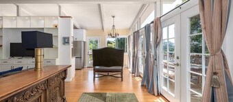 Luxury 3BR/3BA San Rafael Getaway • Decks & Views