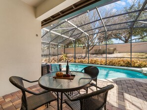 Outdoor dining - 4Br Single Level, Pool Near Disney (Kissimmee)