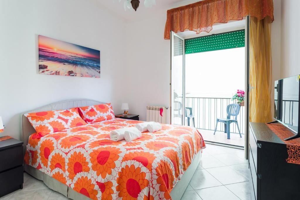 1 bedroom, iron/ironing board, travel cot, free WiFi