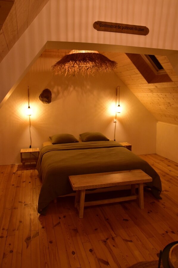 1 bedroom, free WiFi, bed sheets