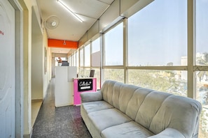 House | Reception