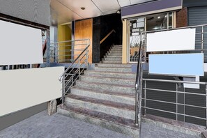 House | Reception - Collection O Kadugodi Tree Park Metro (Bengaluru)