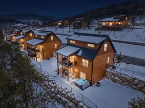 Exterior - Timber Creek Retreat Hot Tub (Hollister)