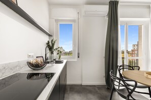Fridge, microwave, stovetop, dishwasher - Modern and cozy penthouse for independent living with all amenities. (Milano)