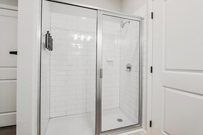 Bathroom - Landing | Stunning 1BD, Pool, Clubhouse (San Marcos)