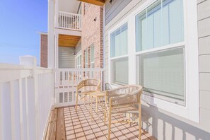 Property grounds - Landing | Spectacular 1BD, Gym, Clubhouse (San Marcos)