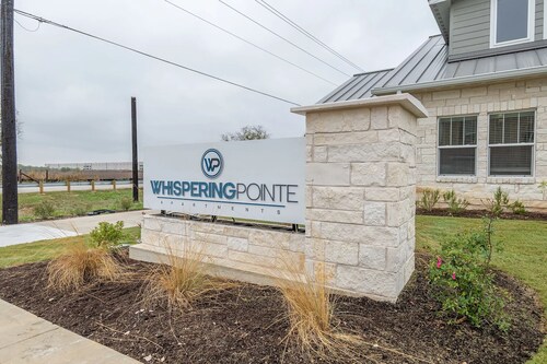 Landing | Modern 2BD, Pool, Clubhouse