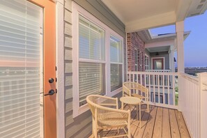 Property grounds - Landing | Spectacular 2BD, Clubhouse, Gym (San Marcos)