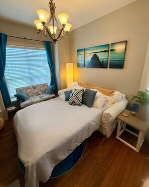 Iron/ironing board, WiFi, bed sheets - Bring the Crew! Lake Days + Big Space up to 10 (Sylvan Lake)