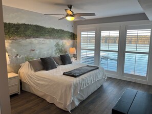 3 bedrooms, iron/ironing board, WiFi, bed sheets - 3Bed2Bath Waterfront Condo - Alluring Main Channel and Pool Views! (Osage Beach)