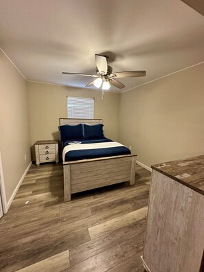 Accès Internet, draps fournis