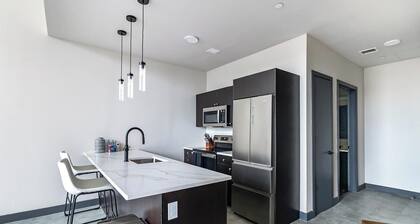 Landing | Stunning 1BD, Gym